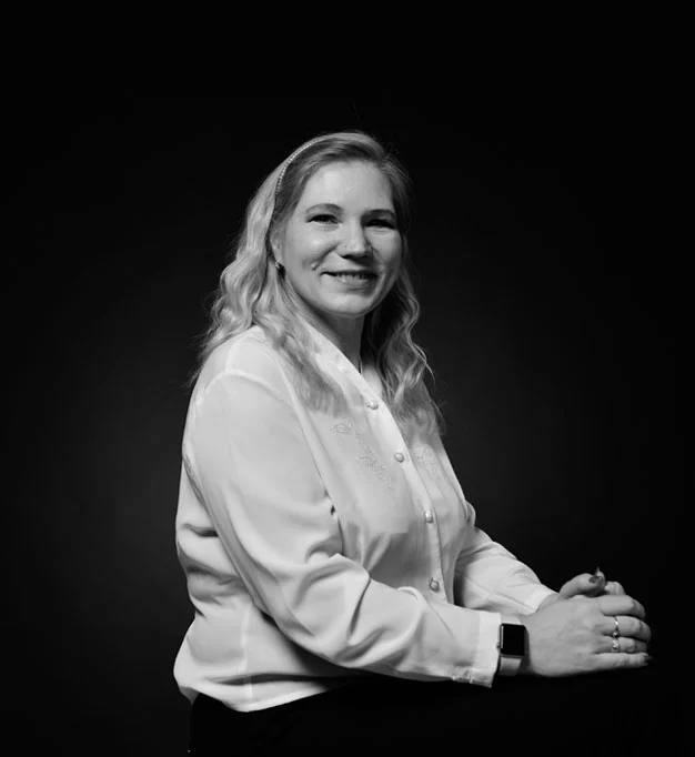 Merike Taza, Konsultant